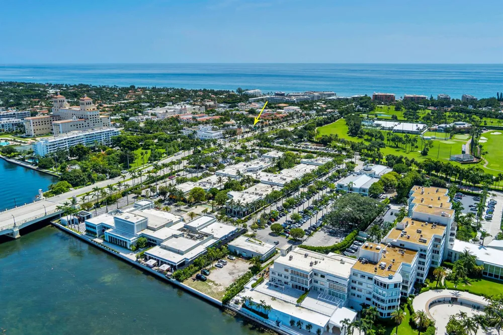 255 Royal Poinciana Way Palm Beach, FL 33480