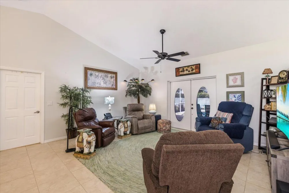 487 Bywood Avenue Sebastian, FL 32958
