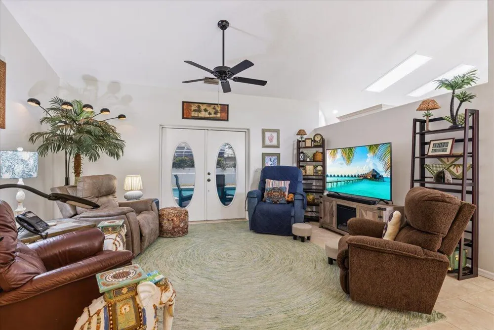 487 Bywood Avenue Sebastian, FL 32958