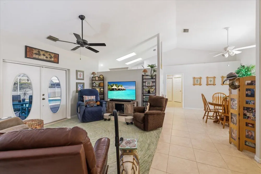 487 Bywood Avenue Sebastian, FL 32958