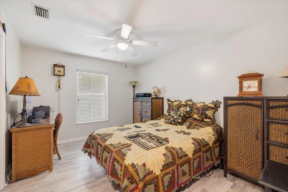 487 Bywood Avenue Sebastian, FL 32958
