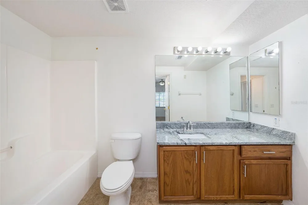 6011 SKYDALE WAY #101 Riverview, FL 33578