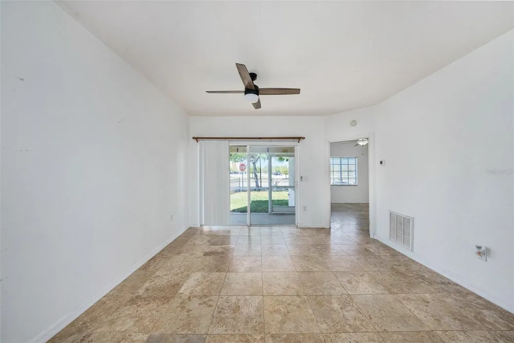6011 SKYDALE WAY #101 Riverview, FL 33578