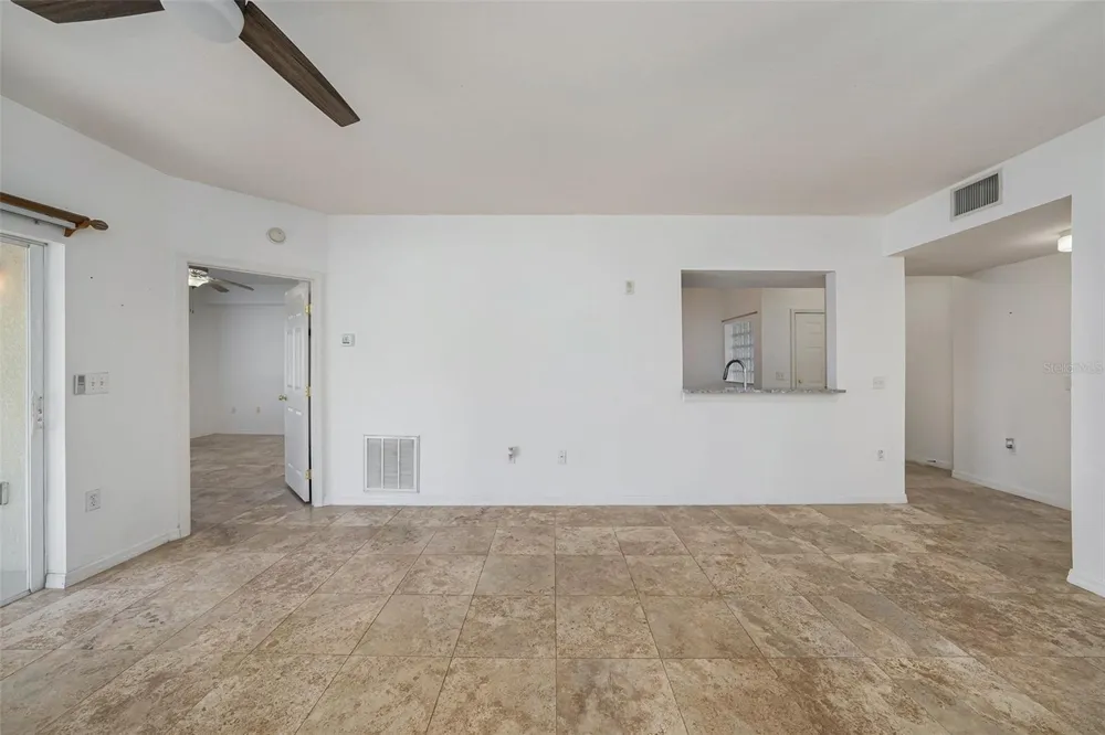 6011 SKYDALE WAY #101 Riverview, FL 33578