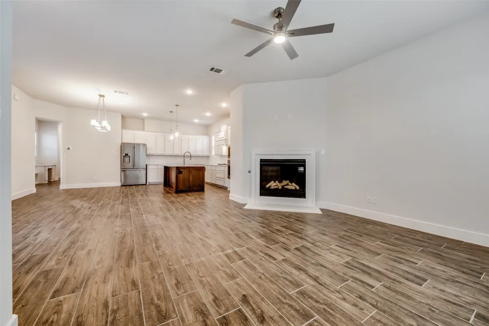 101 Magnolia Lane Westworth Village, TX 76114