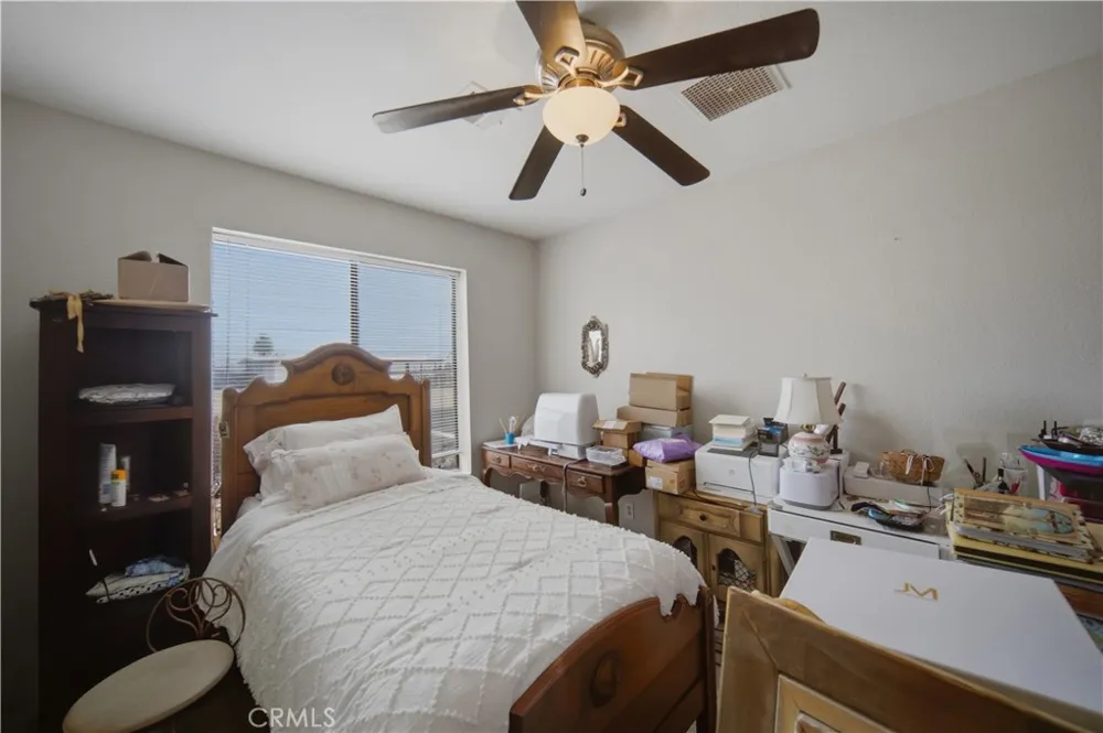 1904 Cortez Needles, CA 92363