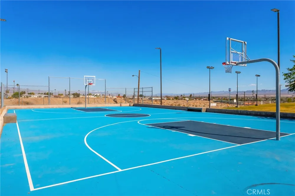 1904 Cortez Needles, CA 92363
