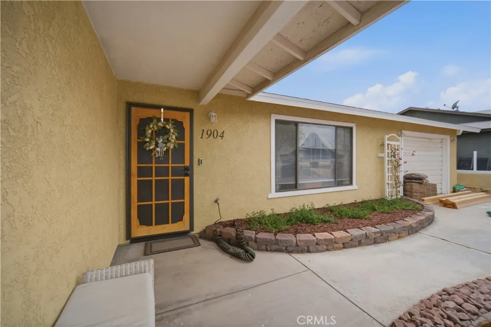 1904 Cortez Needles, CA 92363
