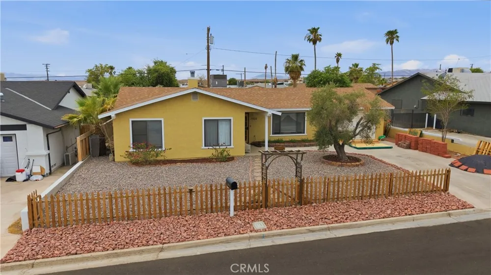 1904 Cortez Needles, CA 92363