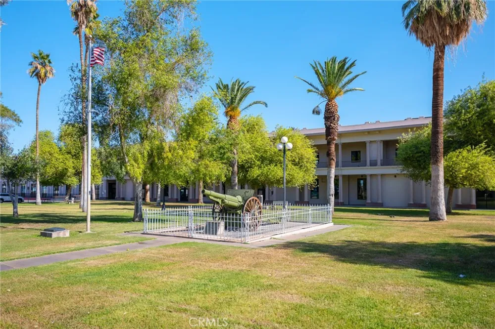 1904 Cortez Needles, CA 92363