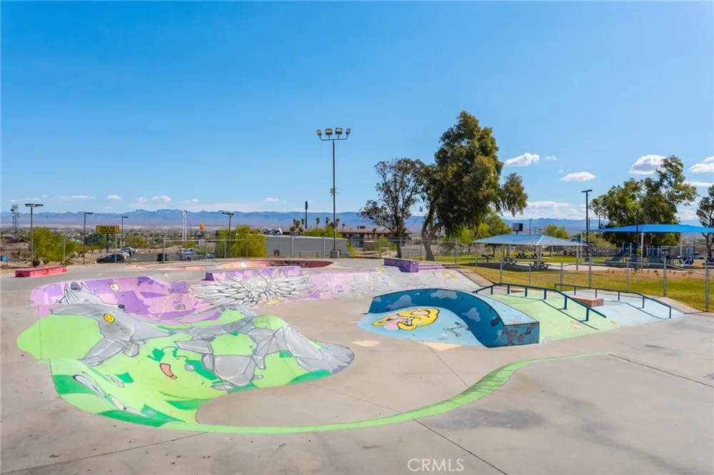 1904 Cortez Needles, CA 92363