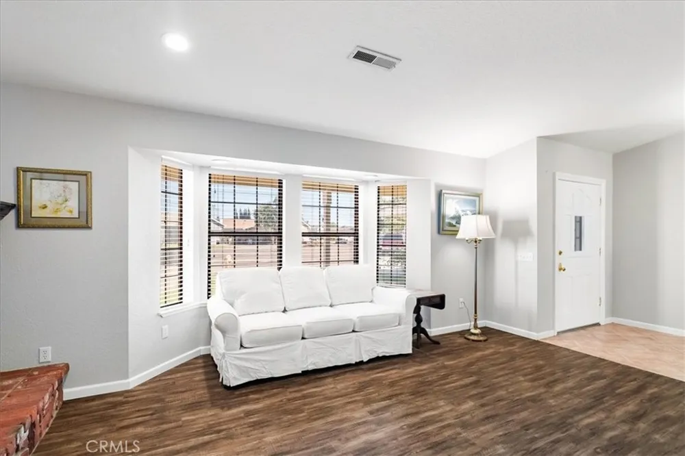 2143 Locust Court Hughson, CA 95326