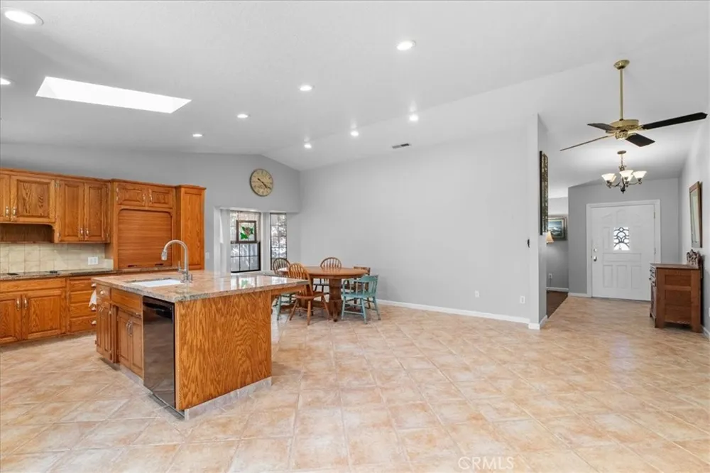 2143 Locust Court Hughson, CA 95326