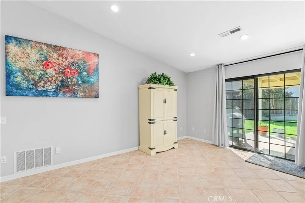 2143 Locust Court Hughson, CA 95326