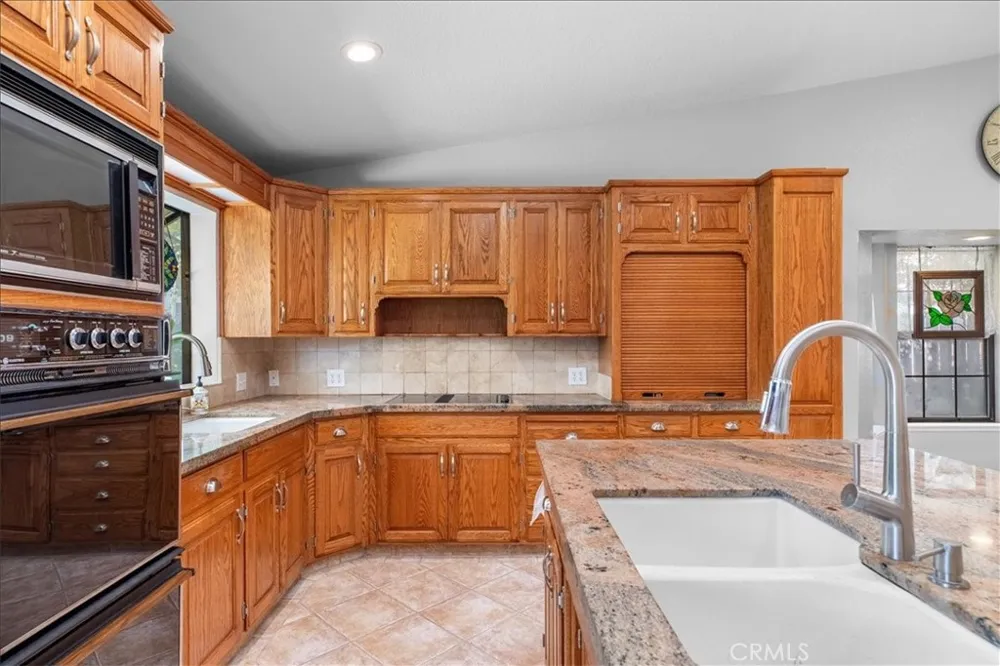 2143 Locust Court Hughson, CA 95326