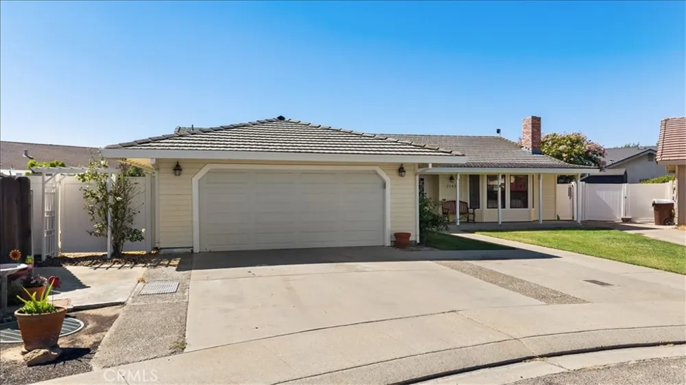 2143 Locust Court Hughson, CA 95326