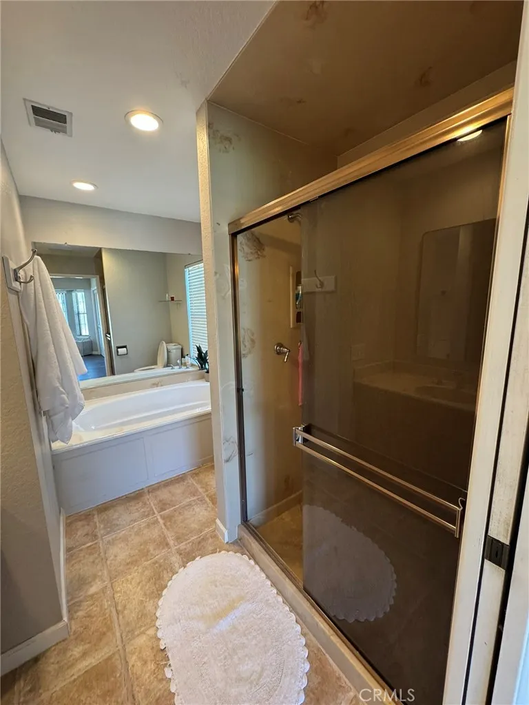 2143 Locust Court Hughson, CA 95326