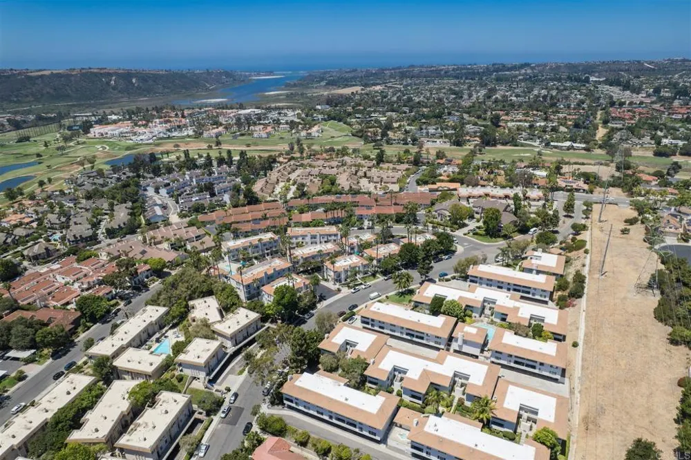 2304 Altisma Way #108 Carlsbad, CA 92009