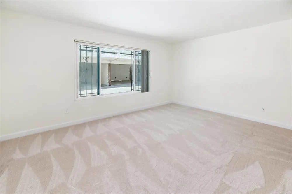 2304 Altisma Way #108 Carlsbad, CA 92009