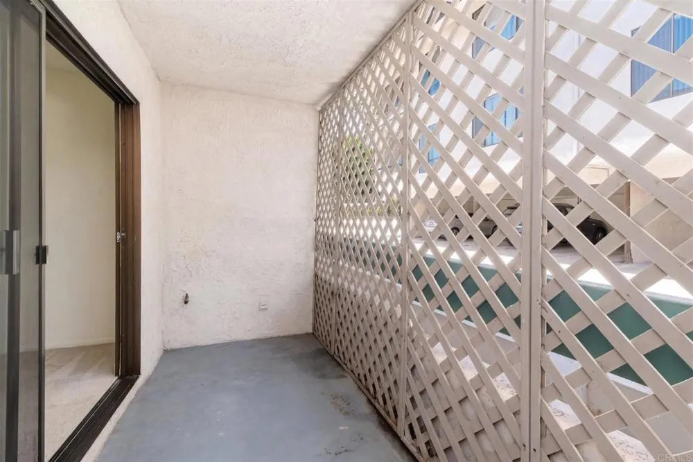2304 Altisma Way #108 Carlsbad, CA 92009