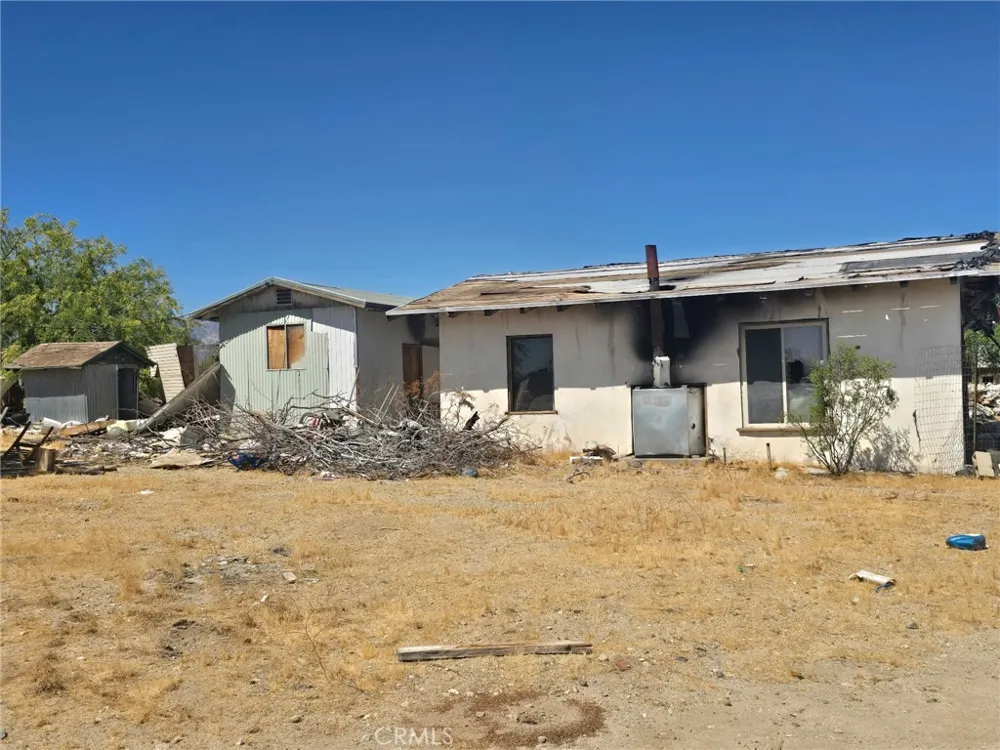 33235 Largo Vista Llano, CA 93544