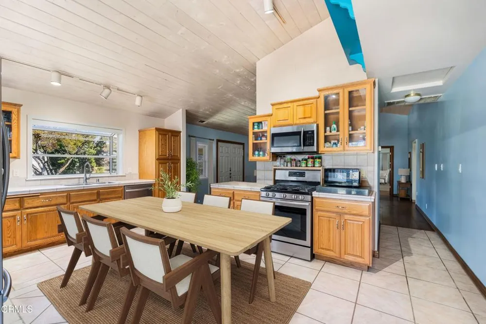 400 G STREET Lompoc, CA 93436