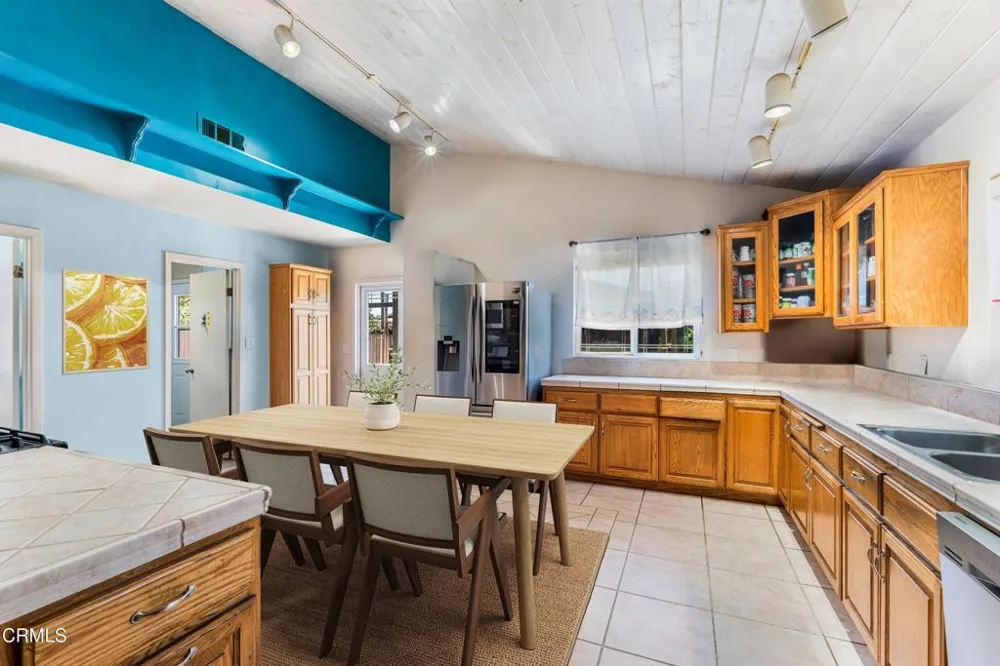 400 G STREET Lompoc, CA 93436