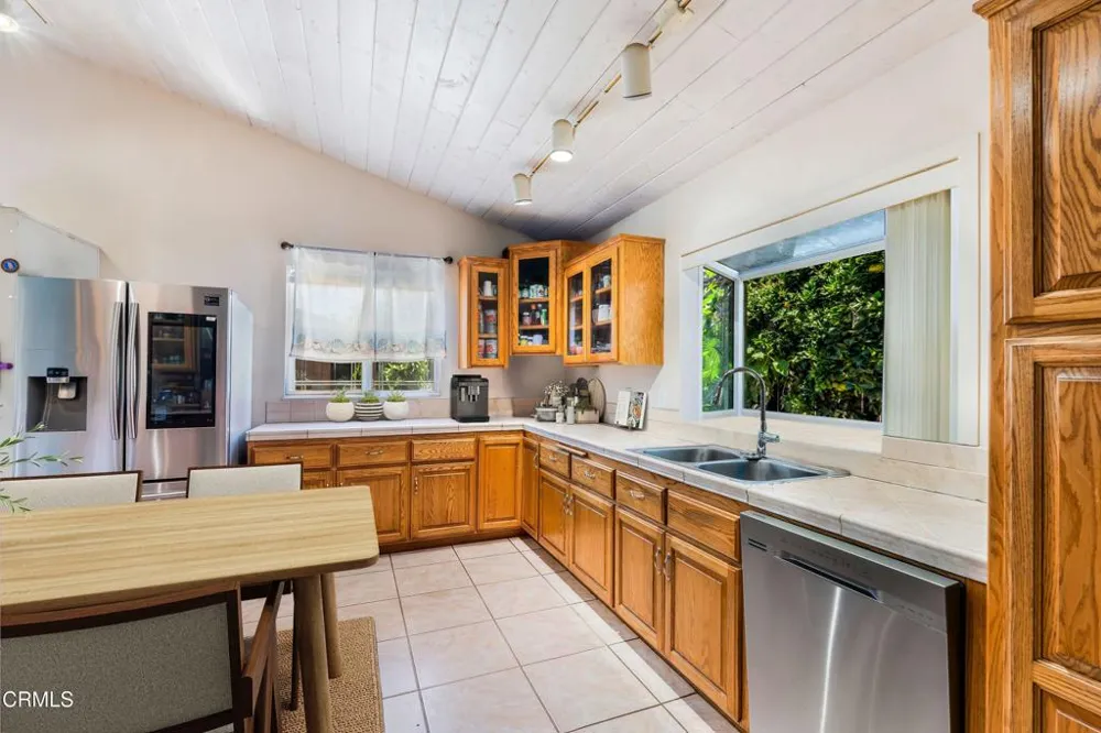 400 G STREET Lompoc, CA 93436