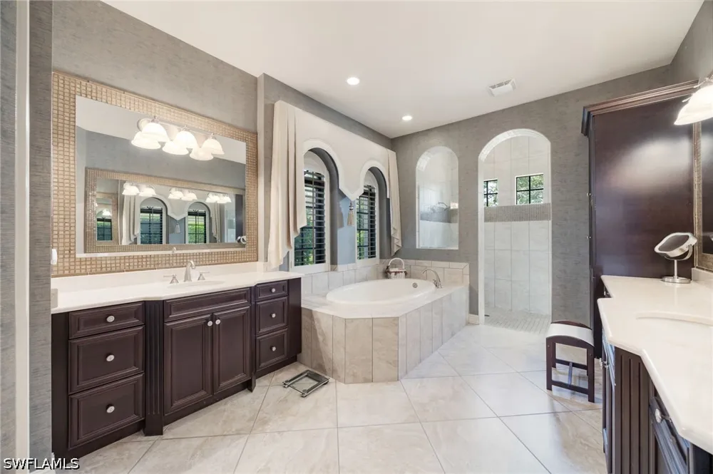 Cortland Way Naples, FL 34119