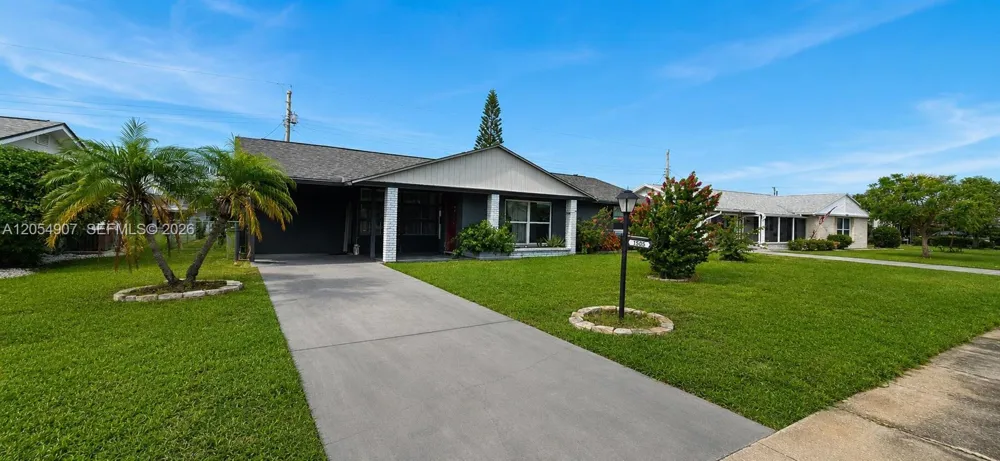 1505 Arrowhead Drive Sun City Center, FL 33573