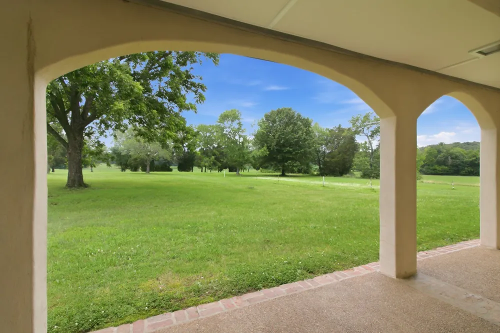 380 McIntosh Rd Paris, TN 38242