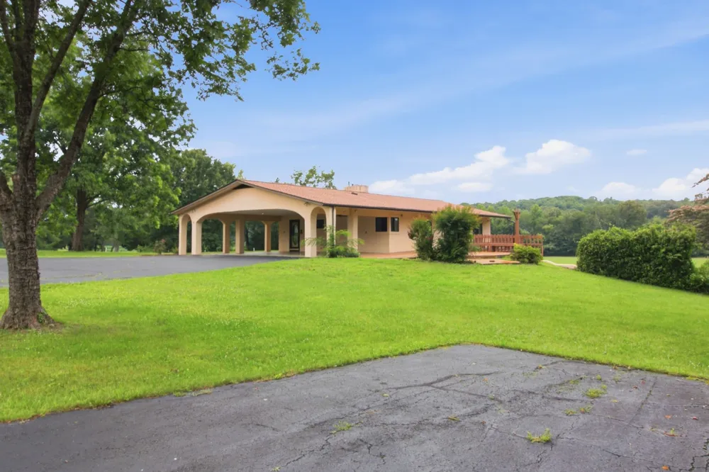 380 McIntosh Rd Paris, TN 38242