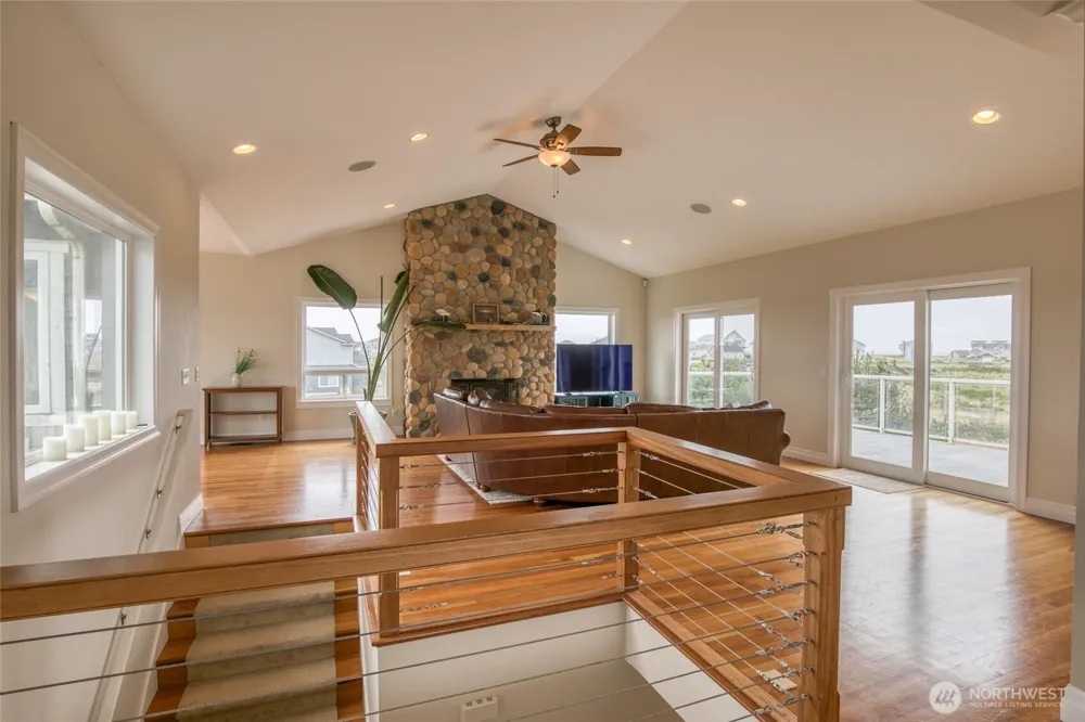 470 W Wind Street Ocean Shores, WA 98569