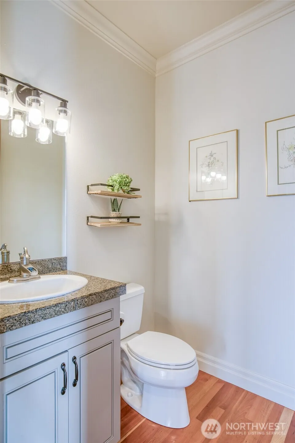 470 W Wind Street Ocean Shores, WA 98569