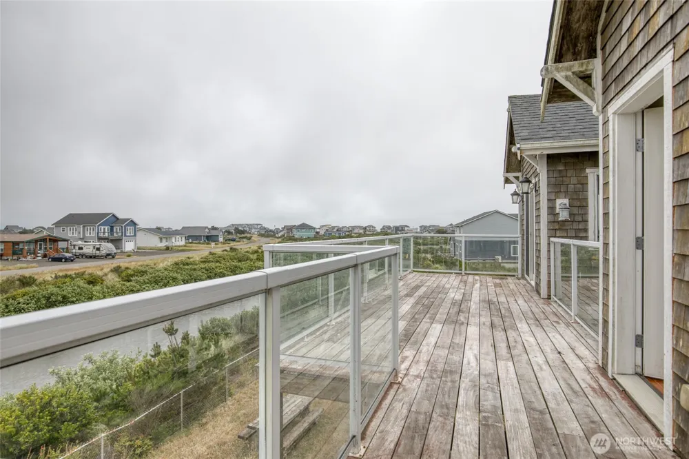 470 W Wind Street Ocean Shores, WA 98569