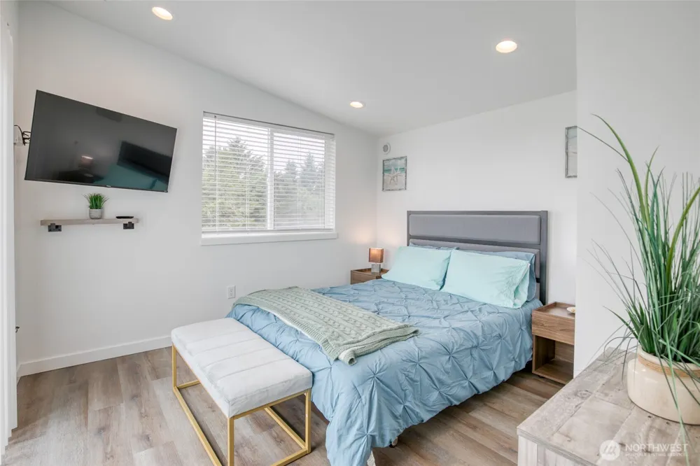 890 Magellan Avenue #1 Ocean Shores, WA 98569
