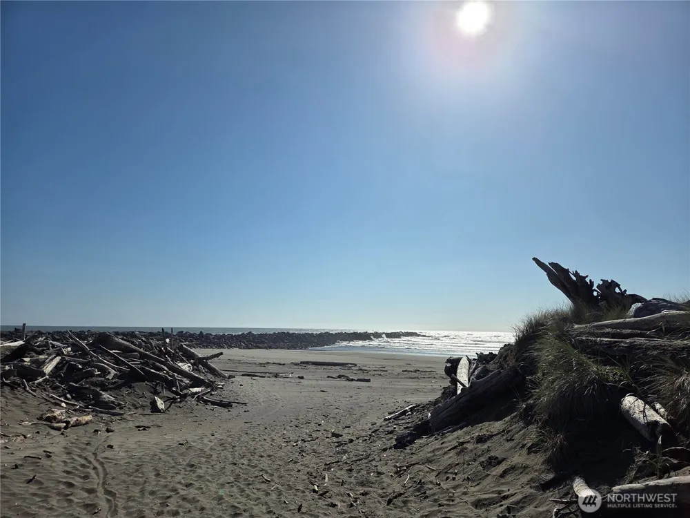 890 Magellan Avenue #1 Ocean Shores, WA 98569