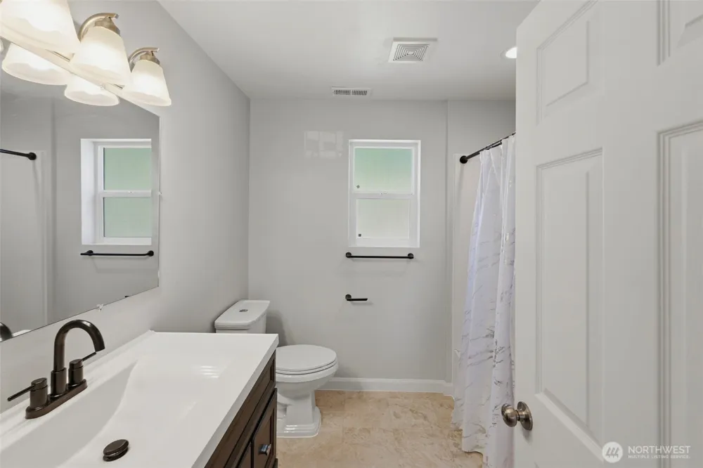 5305 Chicago Avenue SW Lakewood, WA 98499