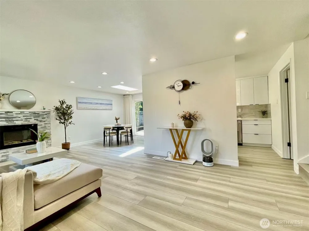 1261 150th Avenue SE Bellevue, WA 98007