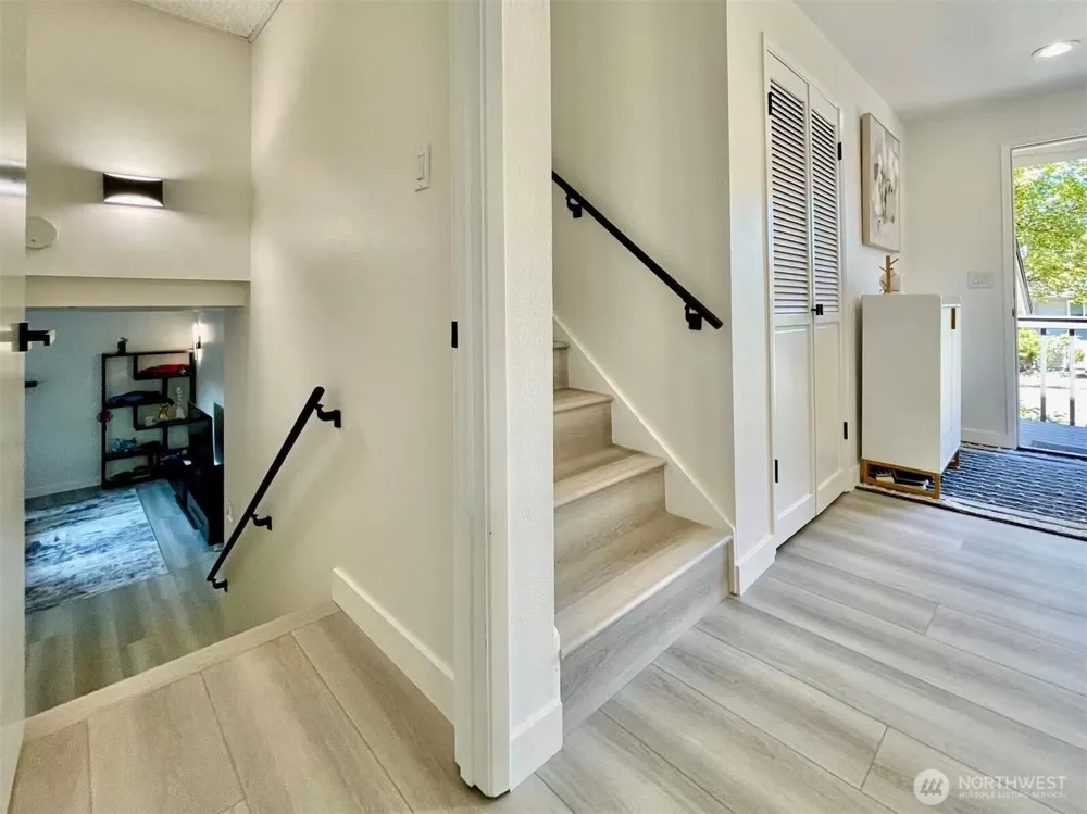 1261 150th Avenue SE Bellevue, WA 98007