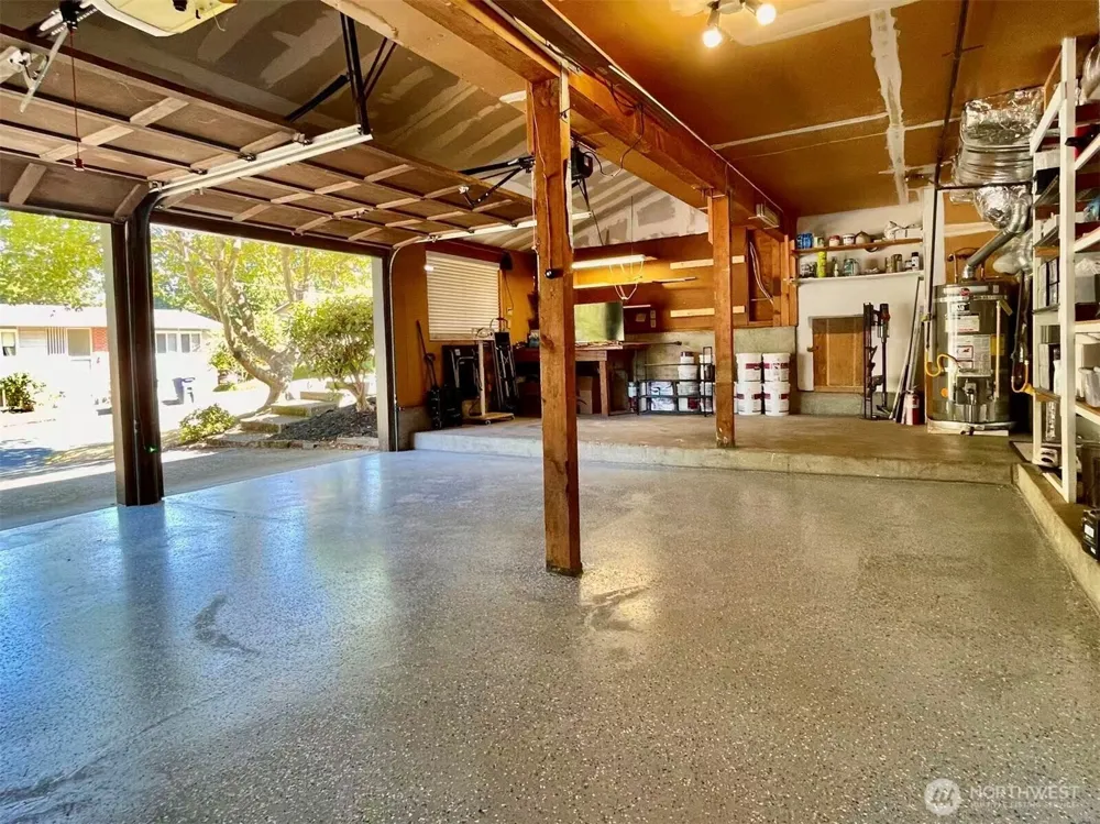 1261 150th Avenue SE Bellevue, WA 98007