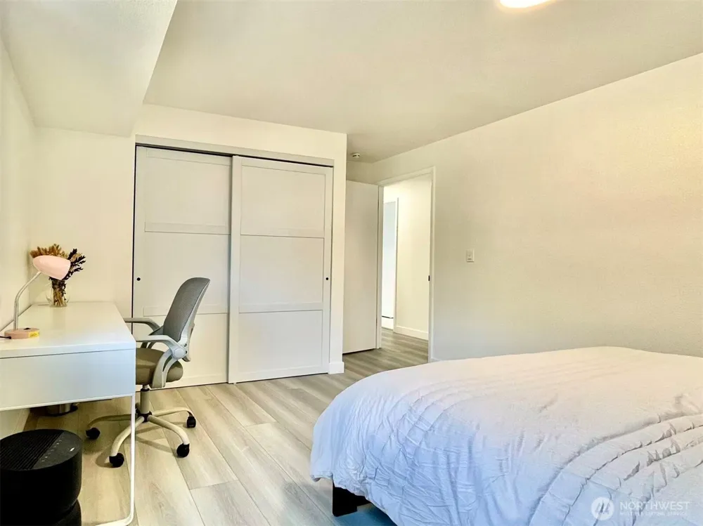 1261 150th Avenue SE Bellevue, WA 98007