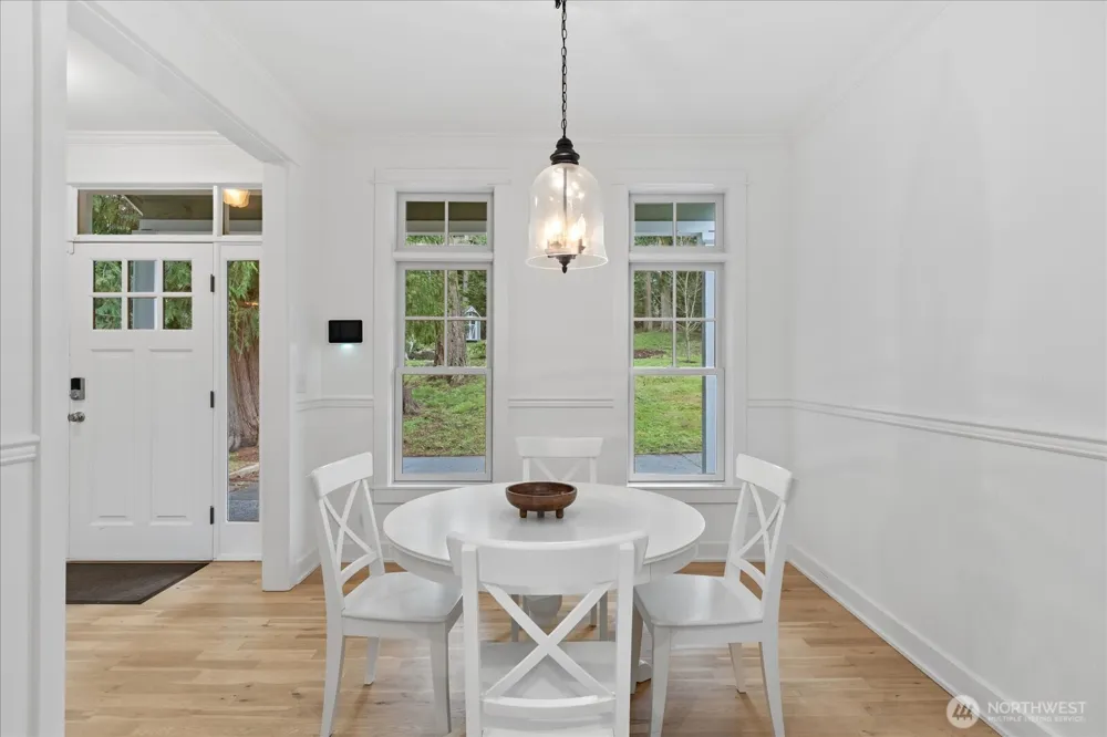 1159 Secret Place Greenbank, WA 98253