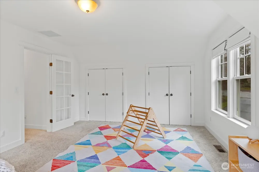1159 Secret Place Greenbank, WA 98253