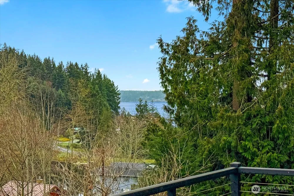 1159 Secret Place Greenbank, WA 98253
