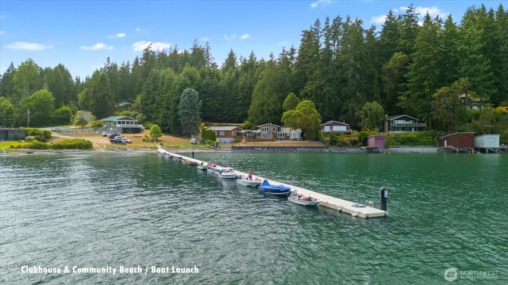 1159 Secret Place Greenbank, WA 98253