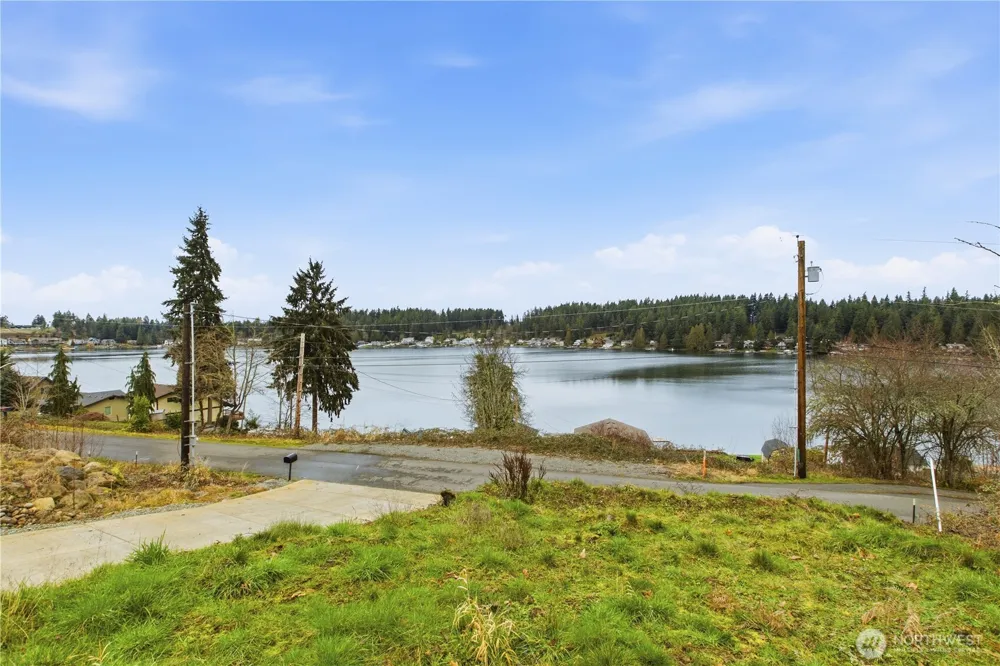 12120 S Clear Lake Road E Eatonville, WA 98328