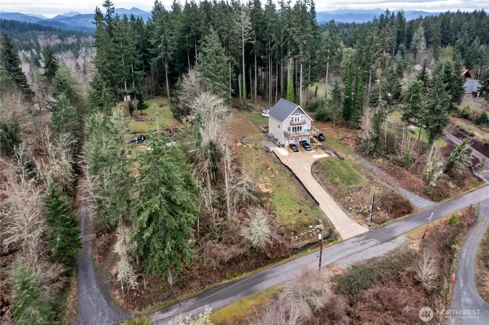 12120 S Clear Lake Road E Eatonville, WA 98328