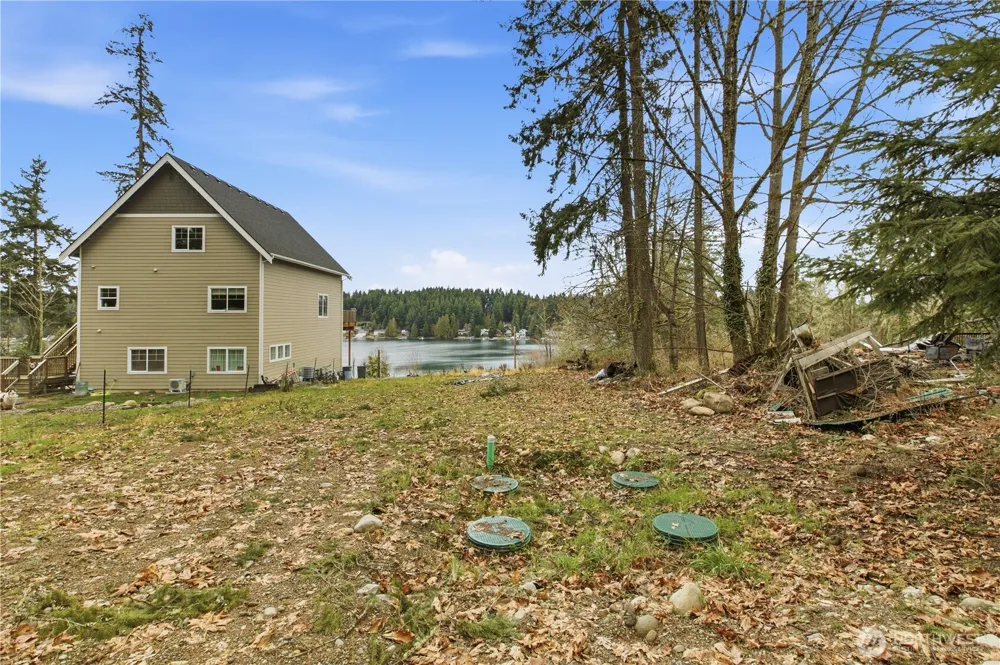12120 S Clear Lake Road E Eatonville, WA 98328