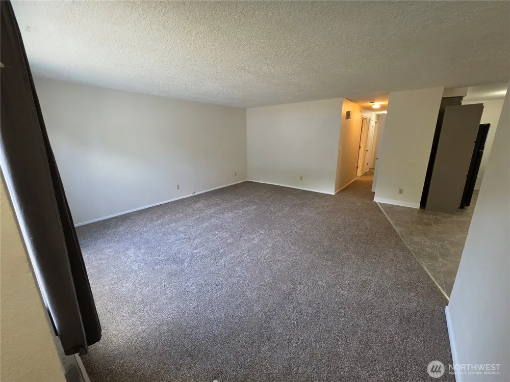 1407 Bowmont Avenue Kelso, WA 98626